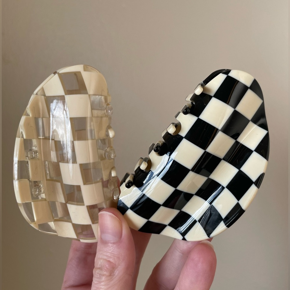 Chunks Checker Claw Clips set of two, Clear & Black + White